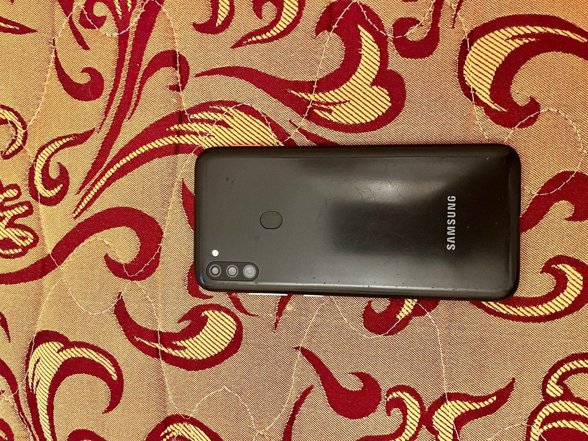 Joli Téléphone 📱 EN BON Prix 🏷️ (Samsung M11)