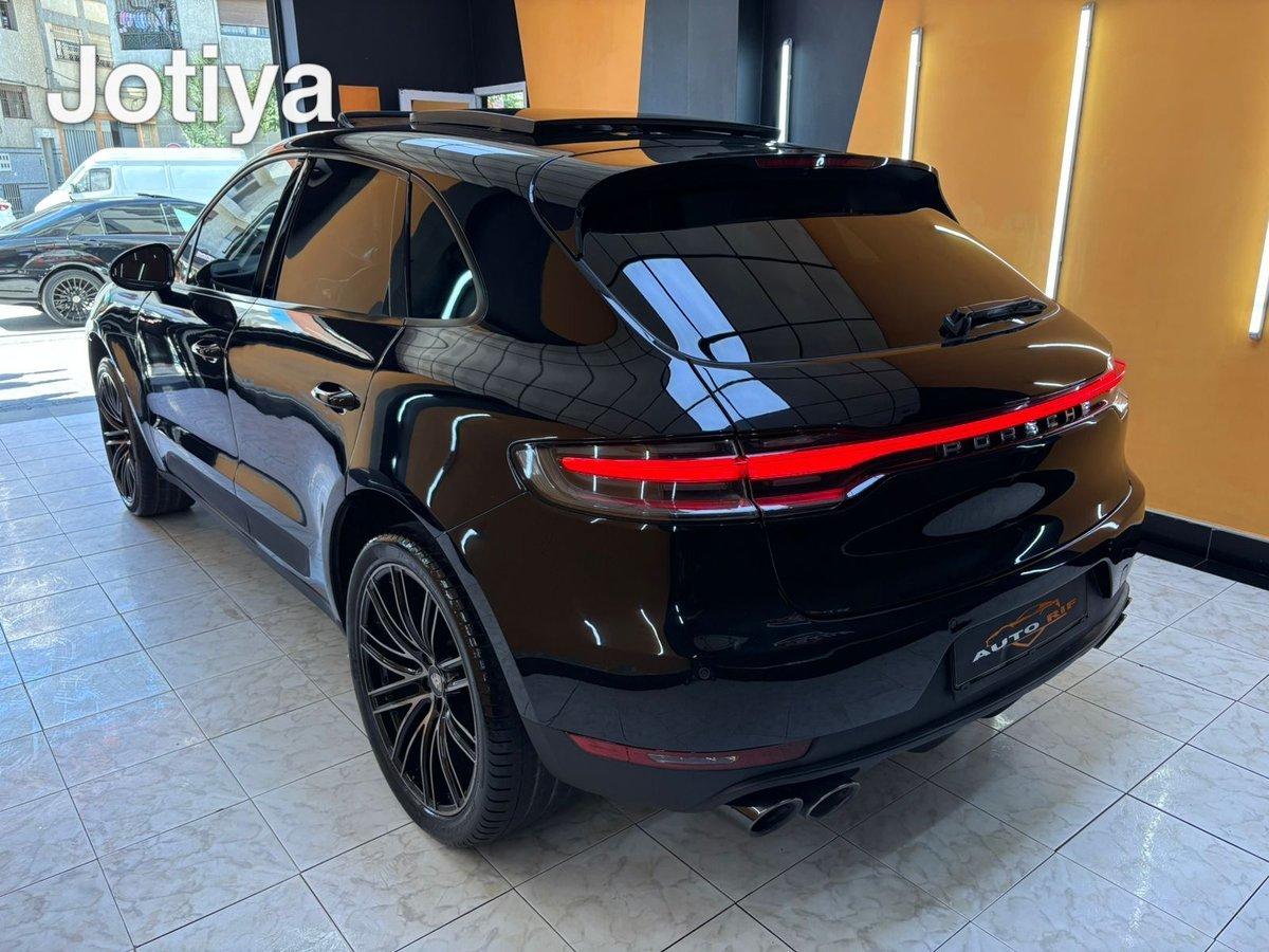 Porsche Macan Essence 2021